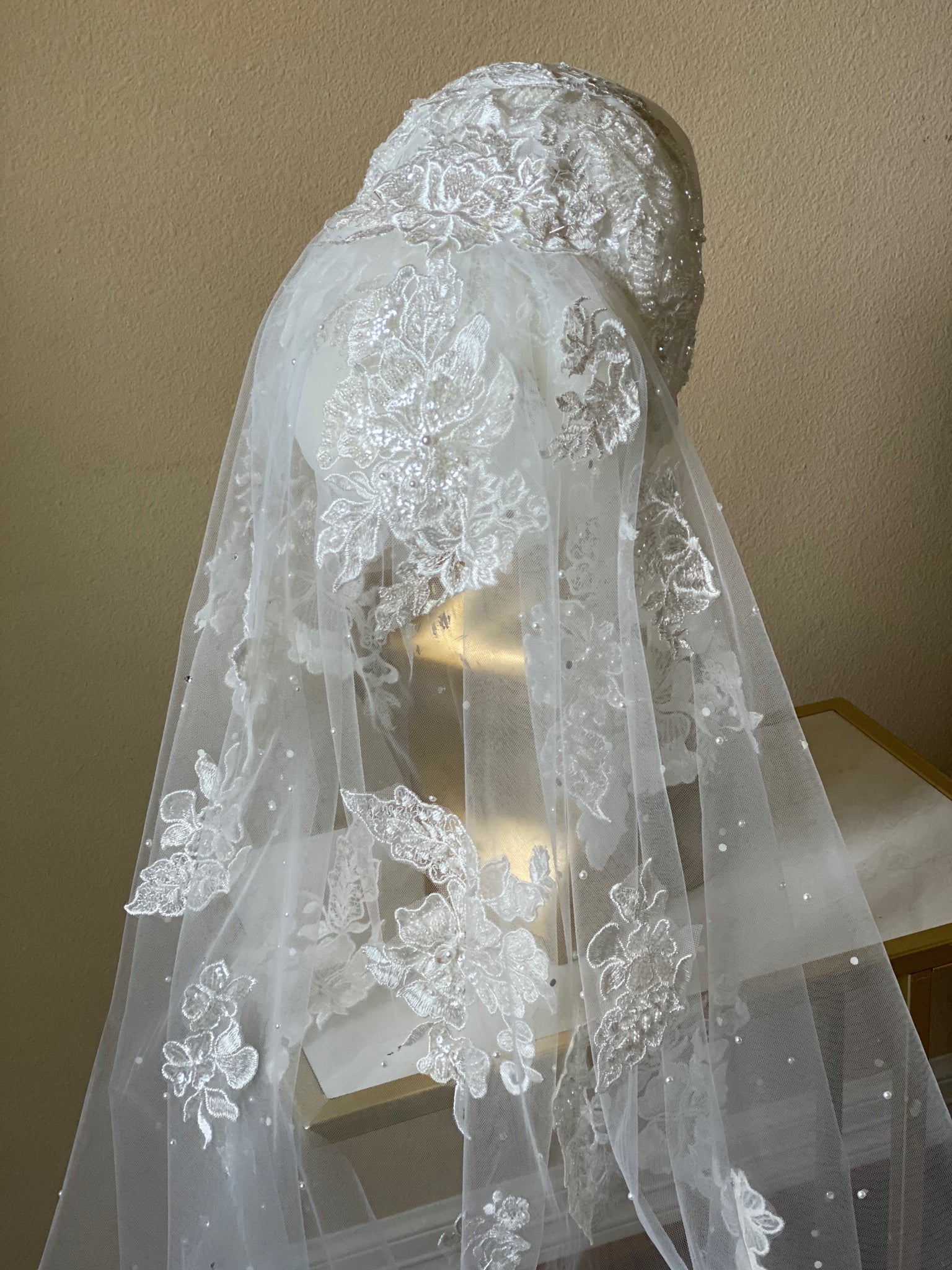 Mantilla lace trimmed veil with headband - Style #709